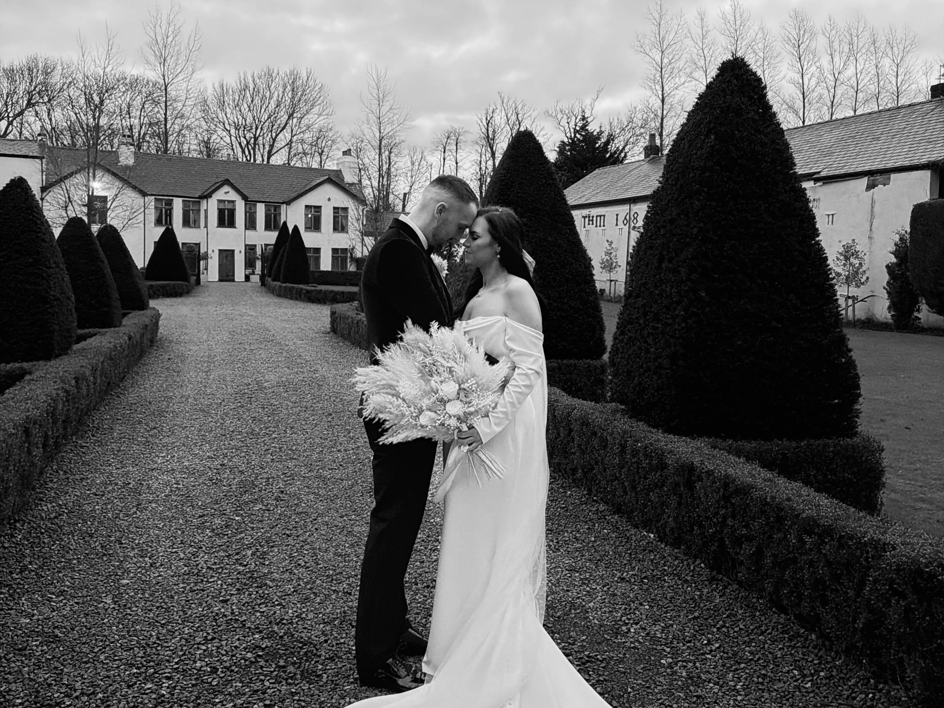 Charlotte and Oliver wedding